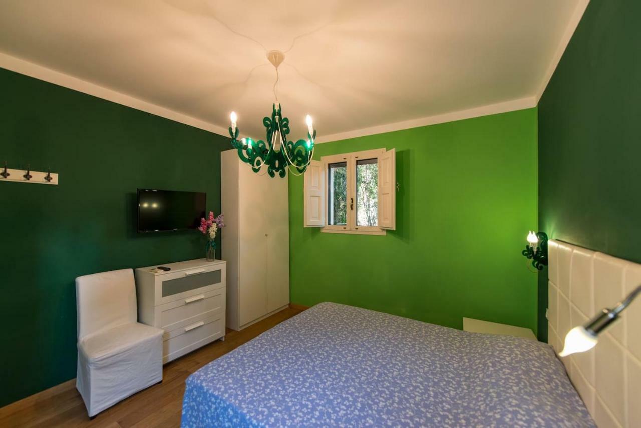 Il Pozzo E L'Ulivo - Just 200 Meters From The Metro - Villa Catania Luaran gambar